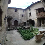 Casa De Alujan *