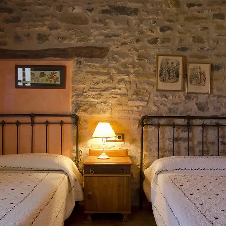 Casa De Alujan Séjour à la campagne *