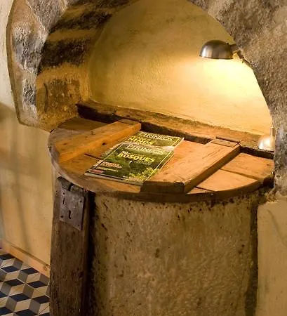 Casa De Alujan Tierrantona