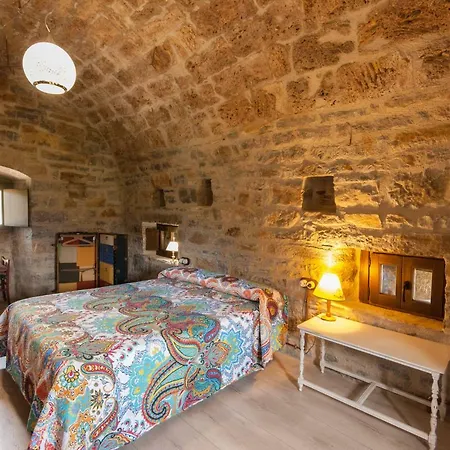 Casa De Alujan