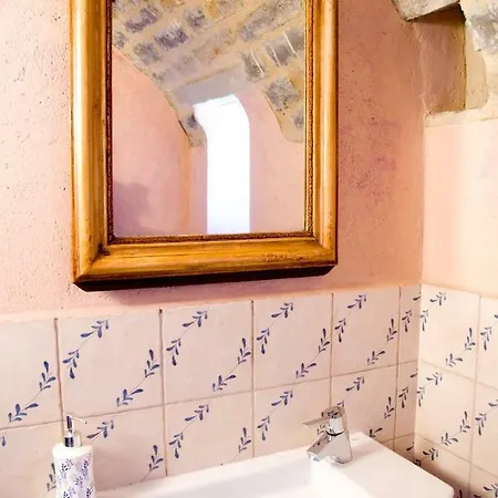 Casa De Alujan *
