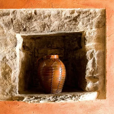 Casa Mur De Alujan