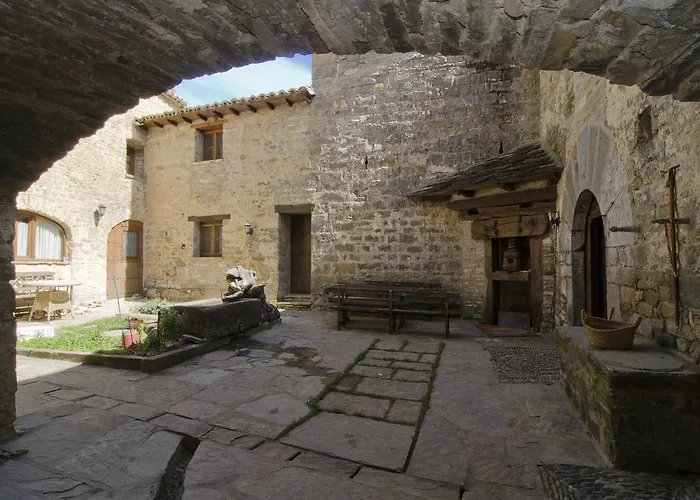 Casa De Alujan Country house *