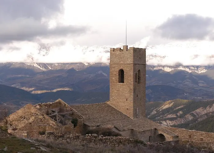 Country house Casa De Alujan Tierrantona
