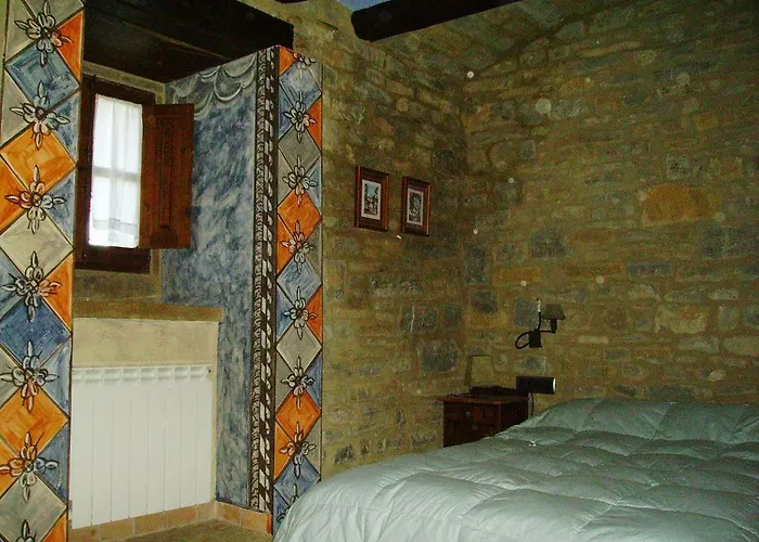 Casa De Alujan Country house Tierrantona