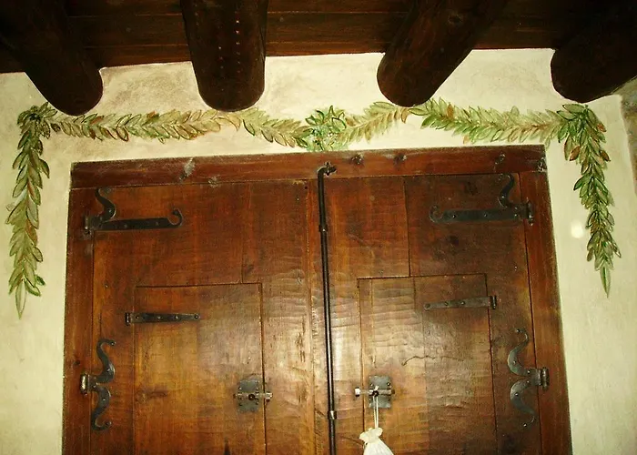 Casa De Alujan Country house *