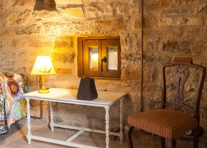 Casa De Alujan Country house Tierrantona