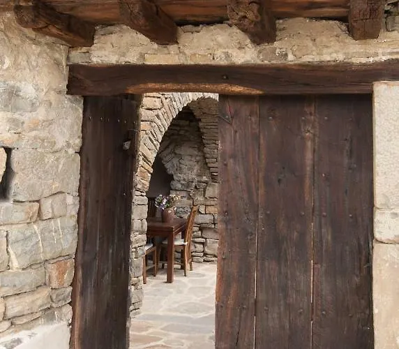 Casa De Alujan Country house *