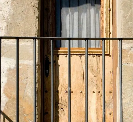 Casa De Alujan Country house